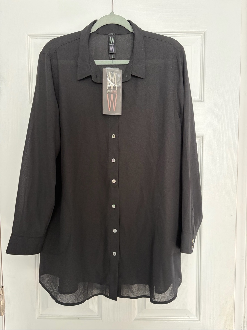 NWt Marla Wynne Button Down Blouse